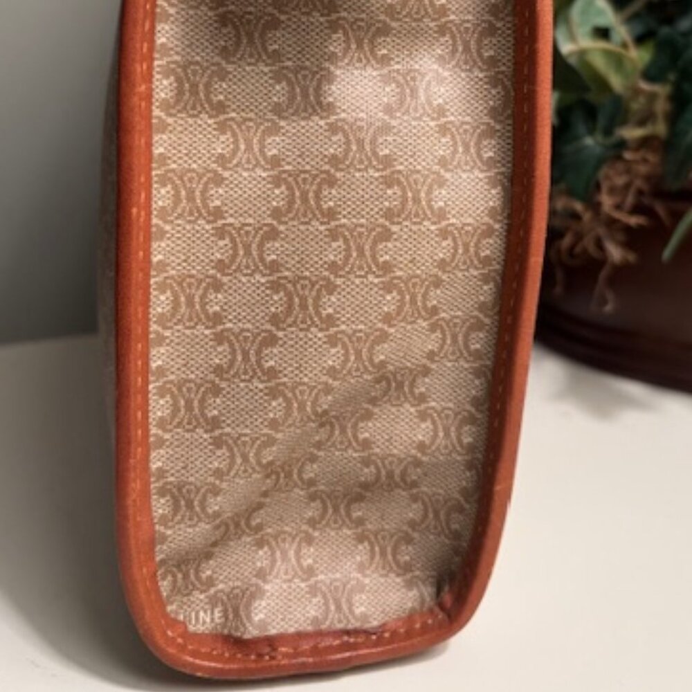 😘CLEAN😘 CELINE Triomphe Macadam Zip Around Document Pouch - Picture 8 of 15